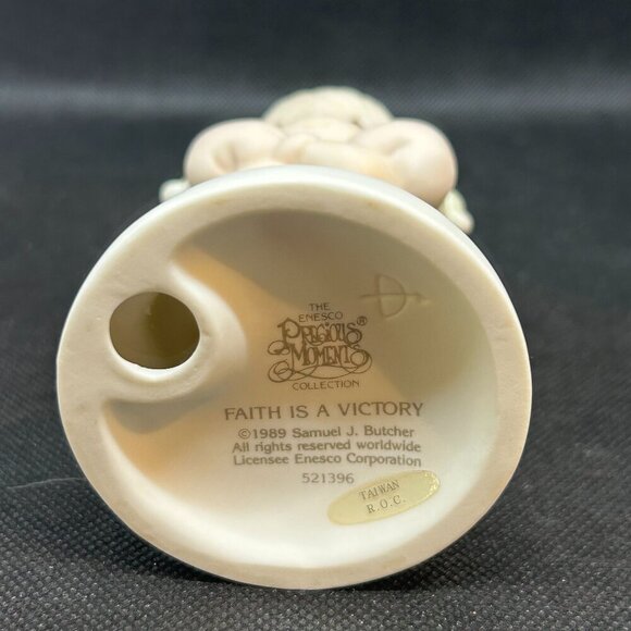 PRECIOUS Moments "Faith Is A Victory" figurine - Picture 3 of 3